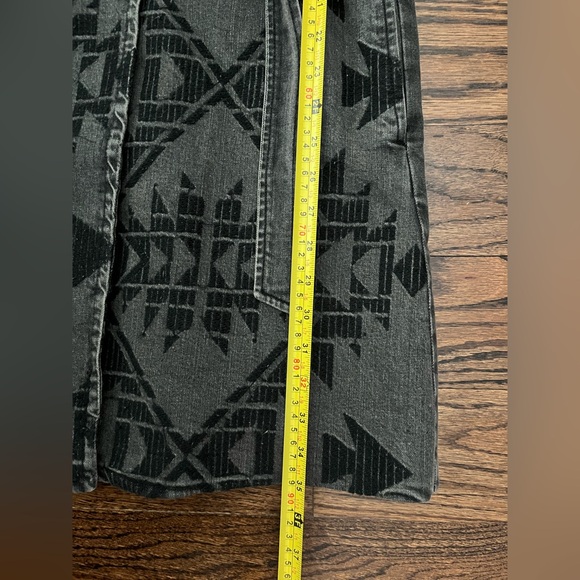 Free People Nordic Clash  Geometric Print Denim Wrap Vest.  Size Medium - Picture 9 of 12